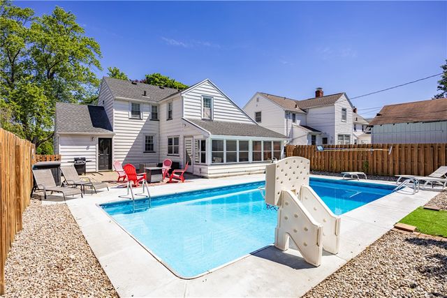 105 Oneta Road, Irondequoit, NY 14617