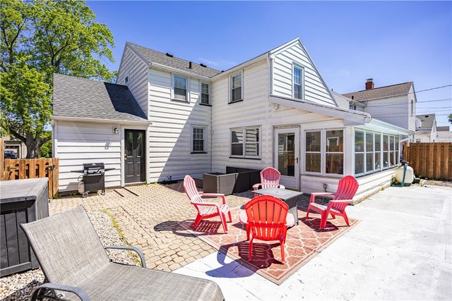 105 Oneta Road, Irondequoit, NY 14617