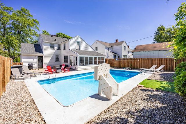 105 Oneta Road, Irondequoit, NY 14617