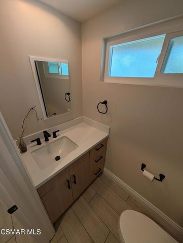22525 Dardenne Street, Calabasas, CA 91302