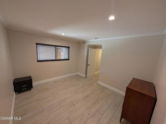 22525 Dardenne Street, Calabasas, CA 91302