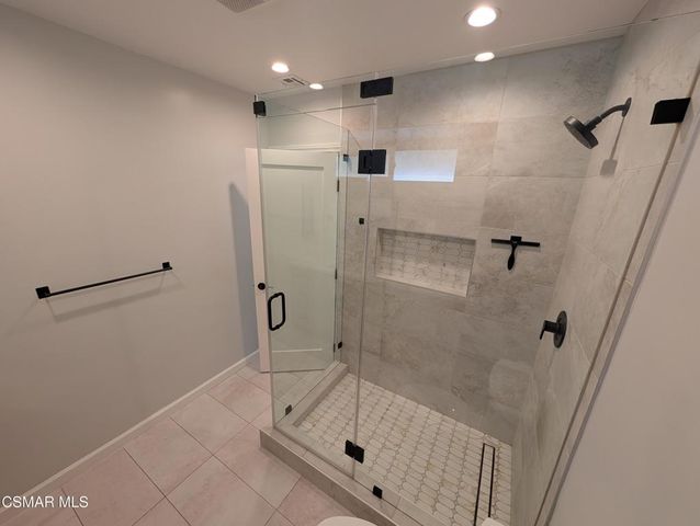 22525 Dardenne Street, Calabasas, CA 91302