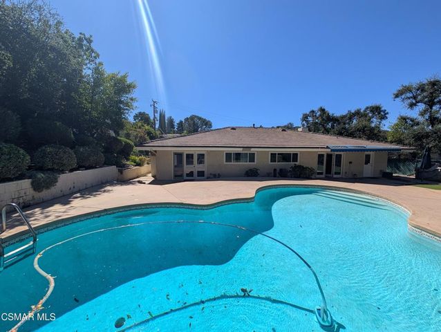 22525 Dardenne Street, Calabasas, CA 91302