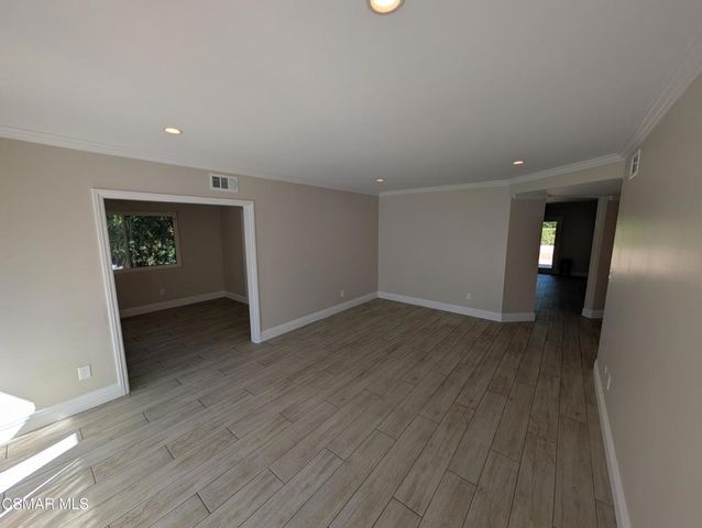 22525 Dardenne Street, Calabasas, CA 91302