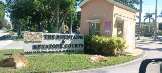 9360 Fontainebleau Blvd 104, Miami, FL 33172