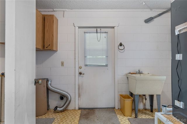 8738 E Clearview Street, Floral City, FL 34436