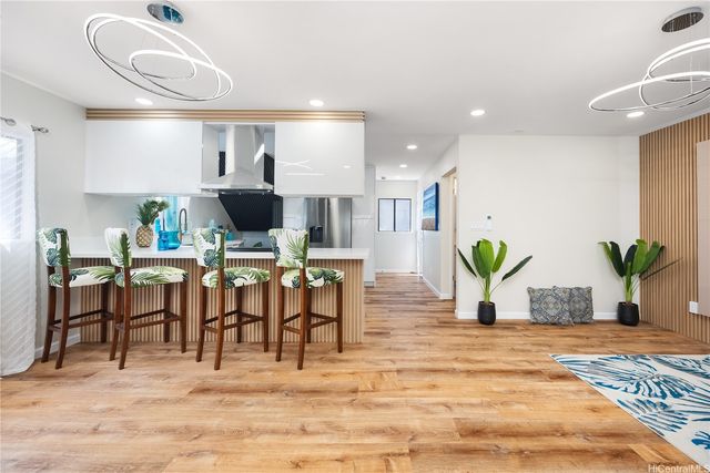 1812 Waiola Street A, Honolulu, HI 96826