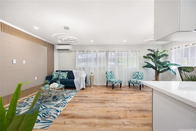 1812 Waiola Street A, Honolulu, HI 96826
