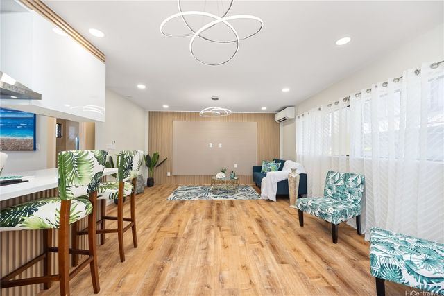 1812 Waiola Street A, Honolulu, HI 96826