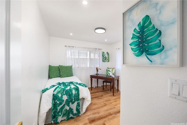 1812 Waiola Street A, Honolulu, HI 96826