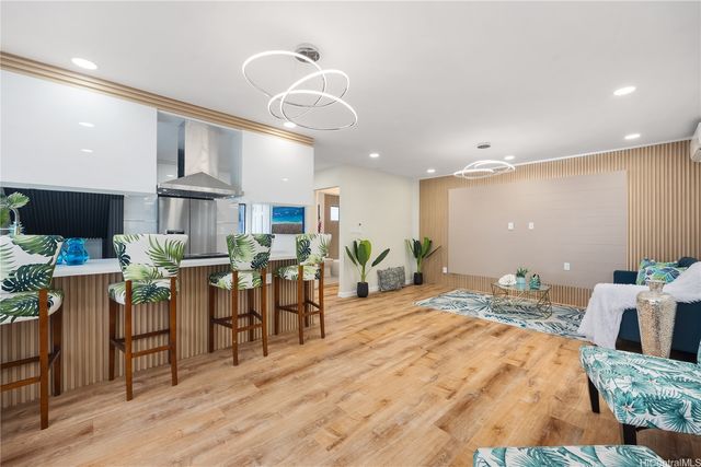 1812 Waiola Street A, Honolulu, HI 96826