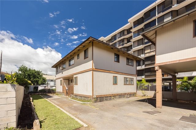 1812 Waiola Street A, Honolulu, HI 96826