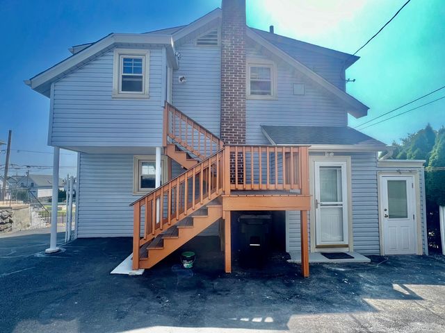 80 Josephine Evaristo Avenue 1st Fl & Basement, Greenwich, CT 06830