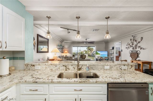 841 SW 47th TER 202, Cape Coral, FL 33914