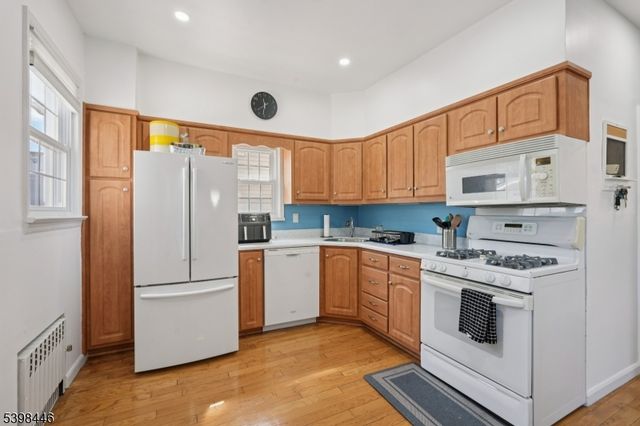 471 Harding Ave, Lyndhurst Twp., NJ 07071