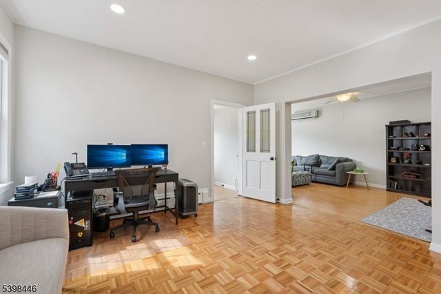 471 Harding Ave, Lyndhurst Twp., NJ 07071