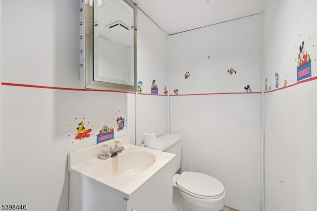 471 Harding Ave, Lyndhurst Twp., NJ 07071