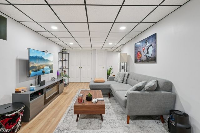 471 Harding Ave, Lyndhurst Twp., NJ 07071