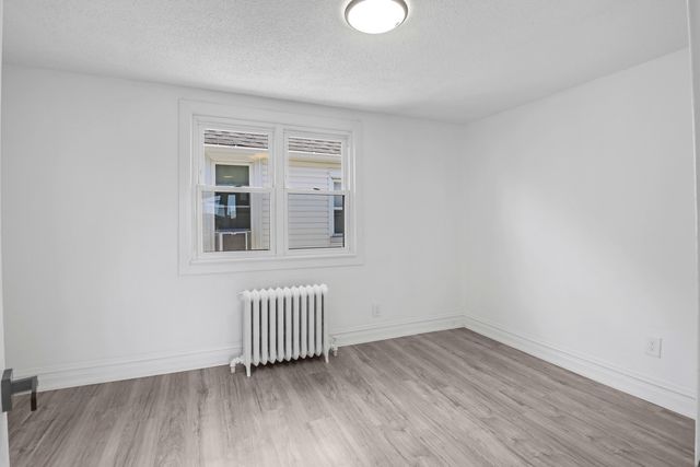 5441 S 74th Avenue, Summit, IL 60501