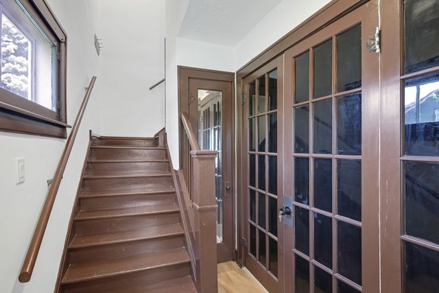 5441 S 74th Avenue, Summit, IL 60501