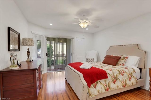 2562 SW 27th PL, Cape Coral, FL 33914