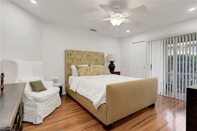 2562 SW 27th PL, Cape Coral, FL 33914