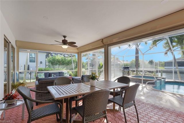 2562 SW 27th PL, Cape Coral, FL 33914