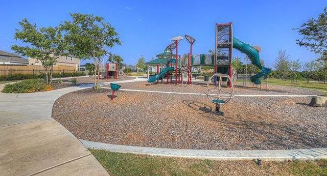 129 BRIGHT FLORA LN, Maxwell, TX 78666