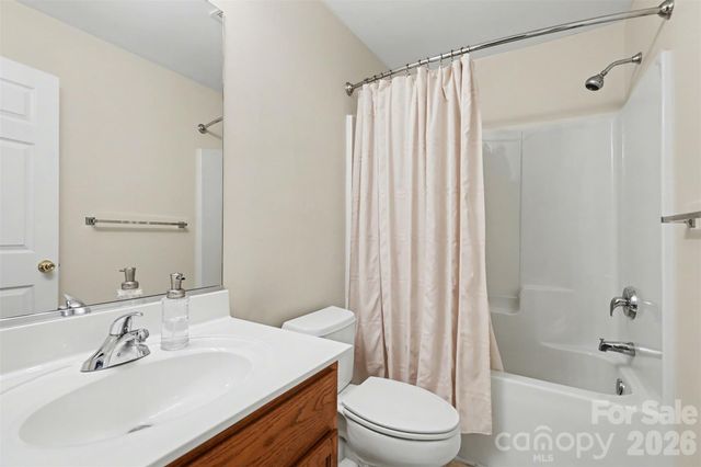 109 Arden Court, Mount Holly, NC 28120