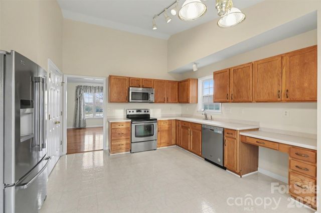 109 Arden Court, Mount Holly, NC 28120