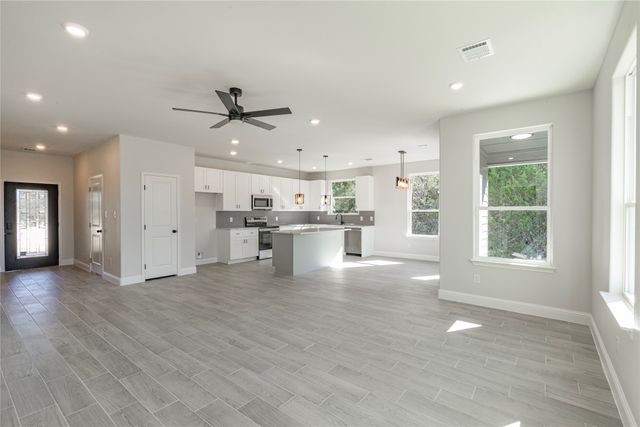 2825 Steepleridge Circle, Granbury, TX 76048