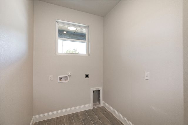 2825 Steepleridge Circle, Granbury, TX 76048
