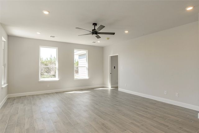 2825 Steepleridge Circle, Granbury, TX 76048
