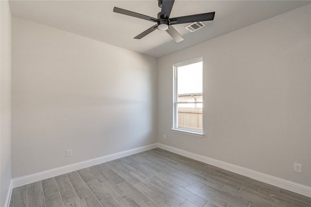 2825 Steepleridge Circle, Granbury, TX 76048