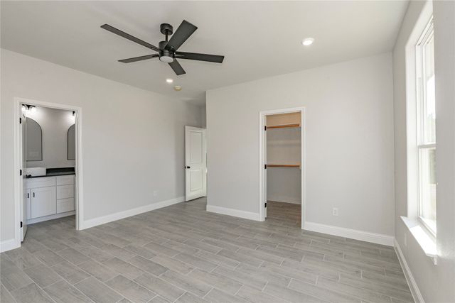 2825 Steepleridge Circle, Granbury, TX 76048