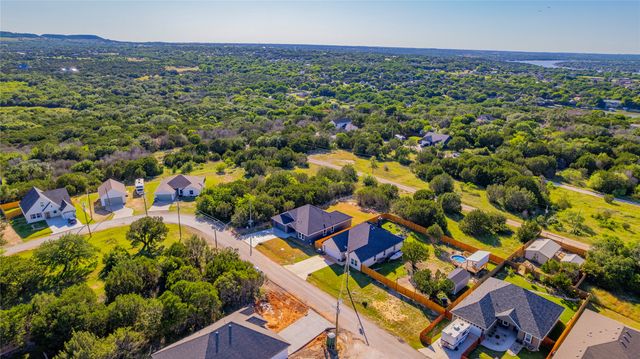 2825 Steepleridge Circle, Granbury, TX 76048