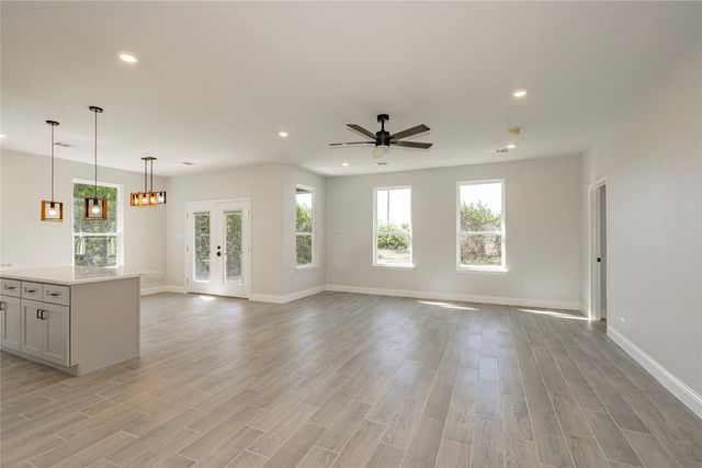 2825 Steepleridge Circle, Granbury, TX 76048