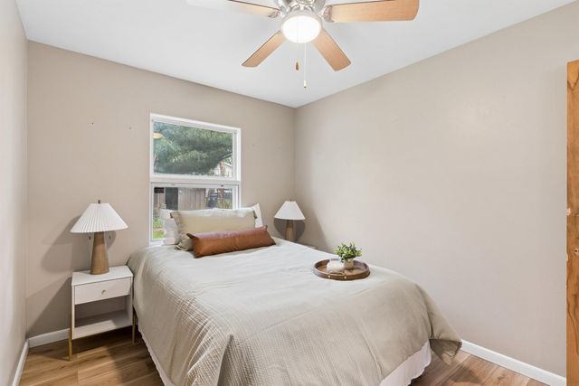 914 Loretta Avenue, Waterloo, IA 50702