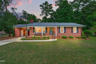902 W Pearsall Street, Dunn, NC 28334