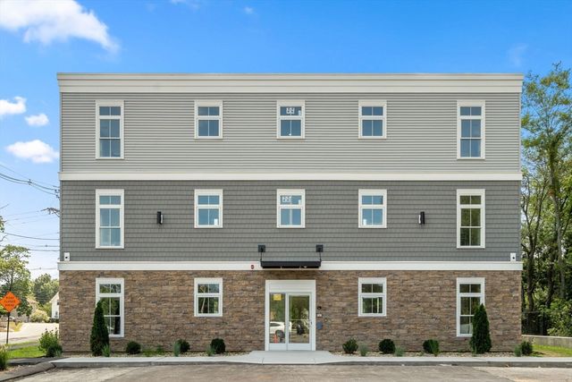 7 Cross St 201, Wilmington, MA 01887