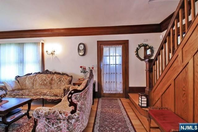 333 Henry Street, Hasbrouck Heights, NJ 07604