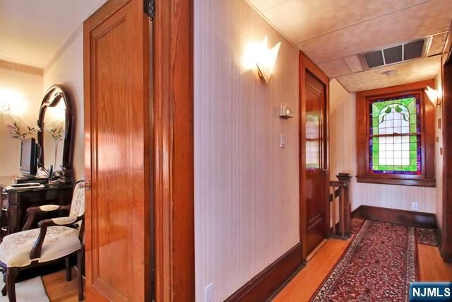 333 Henry Street, Hasbrouck Heights, NJ 07604