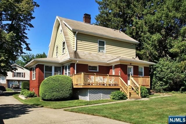 333 Henry Street, Hasbrouck Heights, NJ 07604