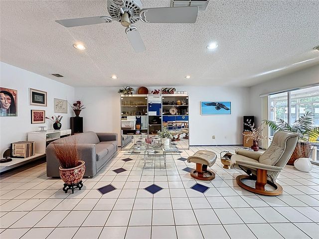 4738 GIFFORD BOULEVARD, Orlando, FL 32821