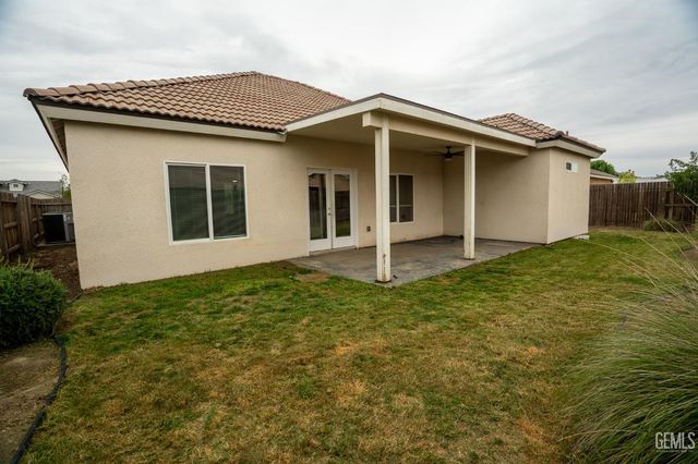 6518 Bangor Place, Bakersfield, CA 93313
