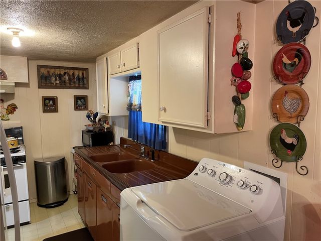 2504 Goliad St, Corpus Christi, TX 78405