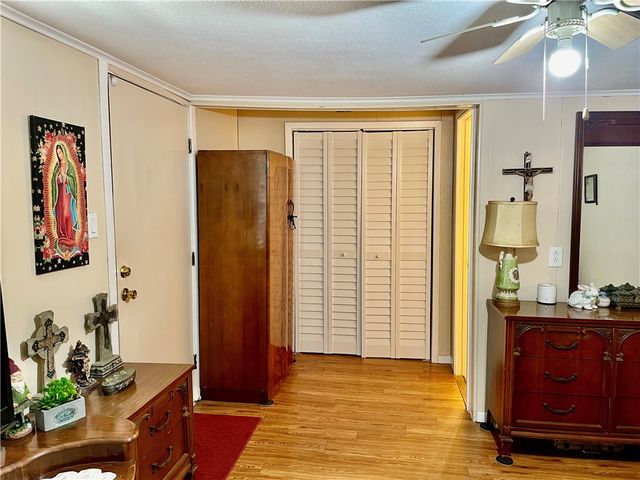 2504 Goliad St, Corpus Christi, TX 78405
