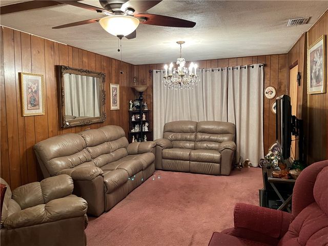 2504 Goliad St, Corpus Christi, TX 78405