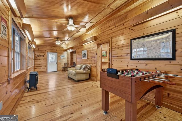 317 Collins Creek Road, Hiawassee, GA 30546