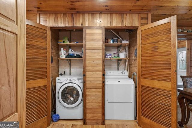 317 Collins Creek Road, Hiawassee, GA 30546